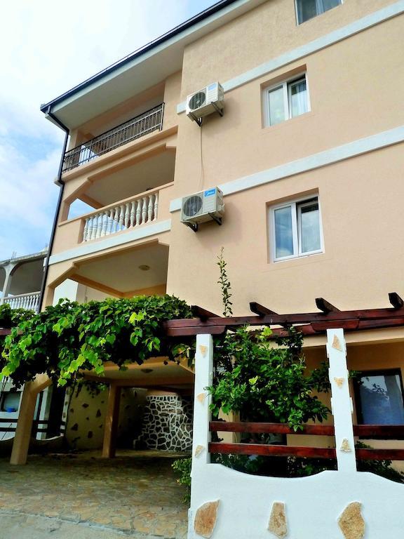 Apartments Papillon Podgorica Kültér fotó