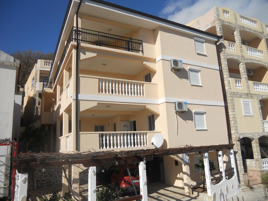 Apartments Papillon Podgorica Kültér fotó