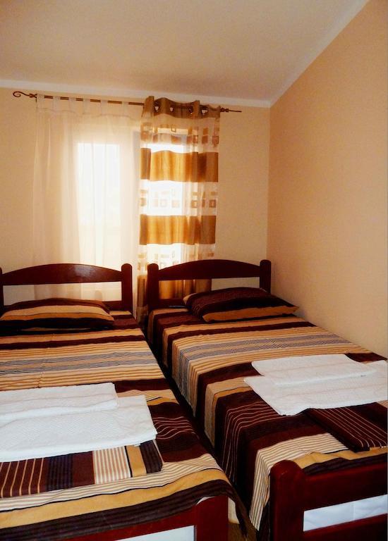 Apartments Papillon Podgorica Szoba fotó